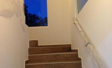 RENTA CASA MUY AMPLIA CON  JARDIN  DE  2500 M2 EN TEPOXTLA, ATLIHUETZIA CERCA APIZACO, CD JUDICIAL