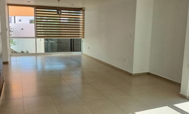 CASA EN RENTA EN LOMAS DE GRAN JARDIN LEON GUANAJUATO