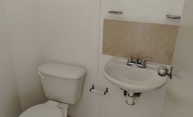 Casa en renta para negocio o habitacional sobre el Blvd Cañaveral 1447A, Los Héroes León, León, Gto