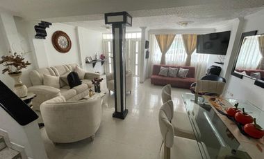 SE VENDE CASA DE DOS PLANTAS EN EL CENTRO DE ARMENIA, IDEAL PARA DESARROLLO DE INVERSION ¡¡GANGAZO!! 📍🏗