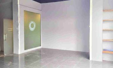 Sewa Office Space di Gedung Modern Area Kemang Luas 190m²