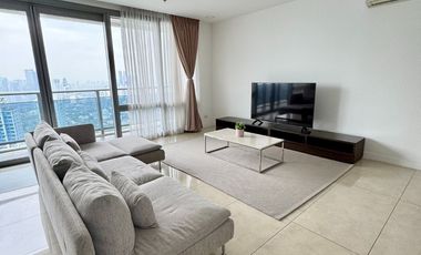The Suites BGC Fully furnished 3-bedroom Unit with Balcony