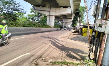 Gedung disewakan , bekas Showroom, kondisi baik dan siap huni