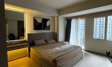 Disewakan Studio Apartemen Royal Mediterania Garden, Unit Bersih dan Rapih, View Kolam