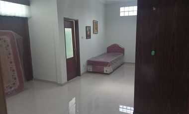 Rumah Luas di Arcamanik Endah Perluasan dekat Griya Lokasi Strategis | LA146