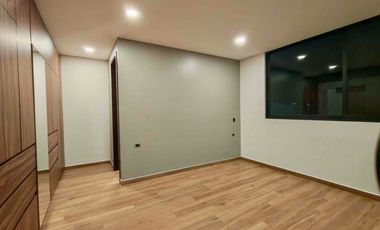 Amplia Casa de Lujo en Venta en Parque Jalisco, lomas de Angelopolis