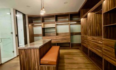 Amplia Casa de Lujo en Venta en Parque Jalisco, lomas de Angelopolis