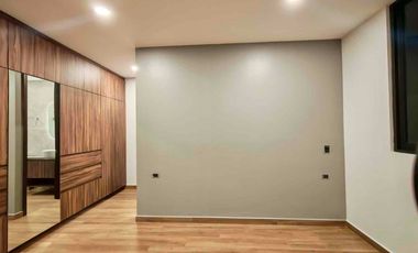 Amplia Casa de Lujo en Venta en Parque Jalisco, lomas de Angelopolis