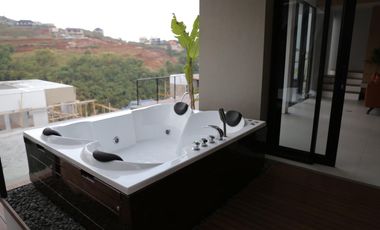 WTS — Villa Aktif Mewah View Hijau Dago Village