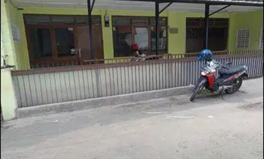 Sewa Rumah Luas dekat Kiara Artha Park Cocok Untuk Kantor | SW074