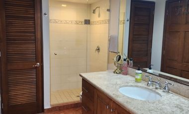 Casa en Renta en Villa Fairway en Marina Vallarta Vista al campo de golf, 3 recamaras.