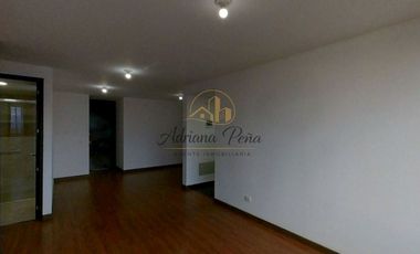 Apartamento remodelado en Altos de San Jorge – Suba | Piso alto, ascensor y parqueadero