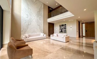 Casa con Alberca y Vista Al Campo de Golf en El Cielo - Guadalajara