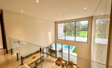 Casa con Alberca y Vista Al Campo de Golf en El Cielo - Guadalajara