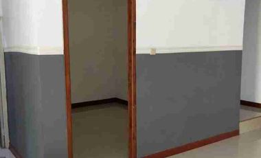 Di Jual Rumah Murah lokasi Strategis di Bintara