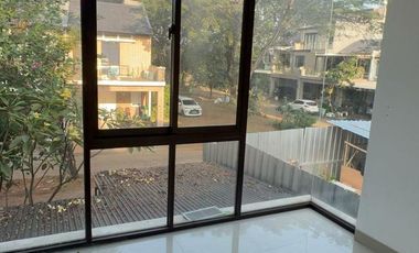 Disewakan Rumah Rapih Terawat Casa Jardin, Daan Mogot