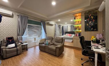 ANA RUMAH HOKI LT.198M DI KOMPLEK TAMAN HARAPAN INDAH THI JELAMBAR