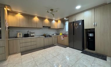 ANA RUMAH HOKI LT.198M DI KOMPLEK TAMAN HARAPAN INDAH THI JELAMBAR