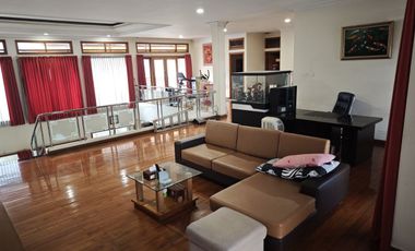 Rumah Mewah Mekarwangi