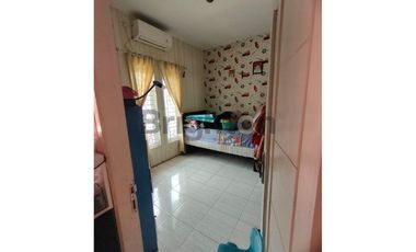 Rumah Take Over Siap Huni 2 Lantai Mustika Jaya Kota Bekasi