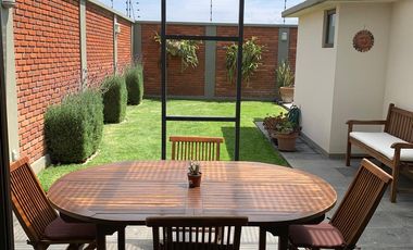 Renta casa en Lomas Virreyes Calimaya modelo Madeira - Totalmente amueblada