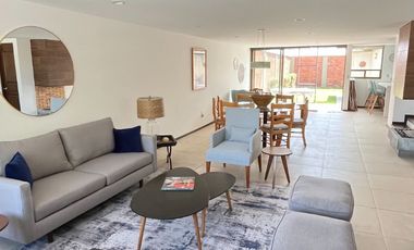 Renta casa en Lomas Virreyes Calimaya modelo Madeira - Totalmente amueblada