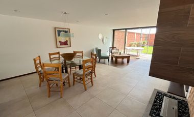 Renta casa en Lomas Virreyes Calimaya modelo Madeira - Totalmente amueblada