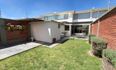 Renta casa en Lomas Virreyes Calimaya modelo Madeira - Totalmente amueblada