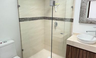 Renta casa en Lomas Virreyes Calimaya modelo Madeira - Totalmente amueblada
