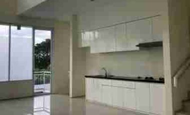 Dijual Rumah Citraland Celebes 3 Lantai, Lengkap Kolam Renang