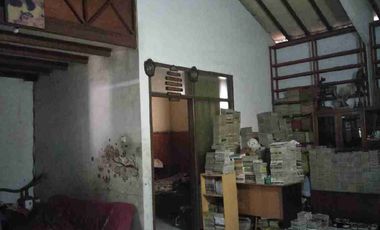 Dijual cepat rumah di Mainroad Komplek Margahayu Raya lokasi strategis