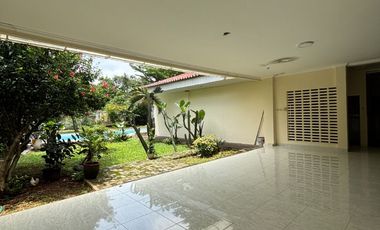 Disewakan rumah di kemang bisa untuk kantor jakarta selatan