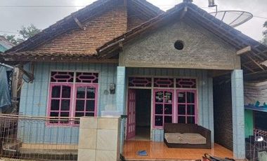 Rumah dijual di Ketro, Peron, Kendal, Jawa Tengah