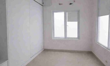 Dijual Rumah Modern Minimalist 3 Tingkat di Gandul Dekat Pintu Tol Brigif