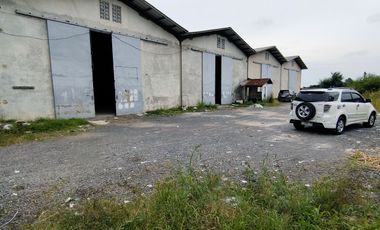 Spacious Warehouse Strategic Location in Cianjur City Center