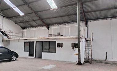 DIJUAL GUDANG STRATEGIS SANGAT PREMIUM DI JL MAGELANG KM7 JOMBOR,YOGYAKARTA