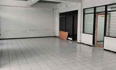 DIJUAL GUDANG STRATEGIS SANGAT PREMIUM DI JL MAGELANG KM7 JOMBOR,YOGYAKARTA