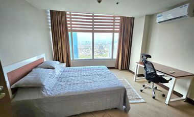 Fully Furnished Lower Penthouse 3 Bedrooms for rent in One Central Makati