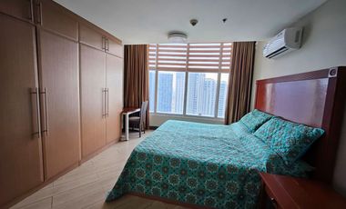 Fully Furnished Lower Penthouse 3 Bedrooms for rent in One Central Makati