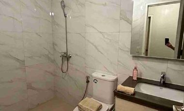 MANDANI BAY TOWER 1 WITH 2- BEDROOMS FOR RENT FACING POOL LOCATED AND PARKMALL AREA LOCATED AT THE 23RD FLOOR