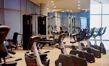 MANDANI BAY TOWER 1 WITH 2- BEDROOMS FOR RENT FACING POOL LOCATED AND PARKMALL AREA LOCATED AT THE 23RD FLOOR