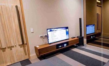 MANDANI BAY TOWER 1 WITH 2- BEDROOMS FOR RENT FACING POOL LOCATED AND PARKMALL AREA LOCATED AT THE 23RD FLOOR