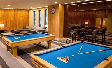 MANDANI BAY TOWER 1 WITH 2- BEDROOMS FOR RENT FACING POOL LOCATED AND PARKMALL AREA LOCATED AT THE 23RD FLOOR