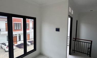 Rumah Baru Area Bebas Banjir Siap Huni, DP 0% Cicilan Mulai 5 Jutaan, Akses Lokasi Super Strategis Hanya 5 Menit ke Pintu Tol dan Stasiun KRL LRT Bekasi – FREE PPN, Sertifikat SHM & Bebas Biaya Biaya