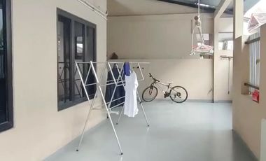 Dijual Cepat Rumah Hook Luas dan Strategis di Bulevar Hijau Harapan Indah