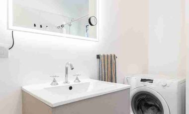 Casa 2 dorm, sobre Lote en esquina- Oportunidad!!