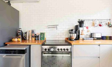 Casa 2 dorm, sobre Lote en esquina- Oportunidad!!