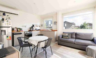 Casa 2 dorm, sobre Lote en esquina- Oportunidad!!