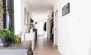 Casa 2 dorm, sobre Lote en esquina- Oportunidad!!