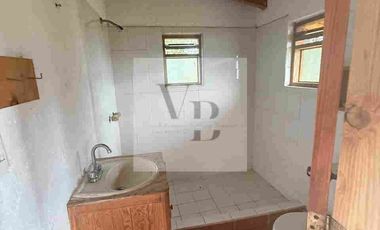 Renta de casa con 2000 de terreno en Acatitlán